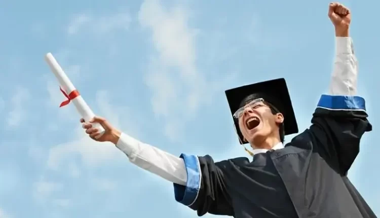 عبارات عن فرحة التخرج