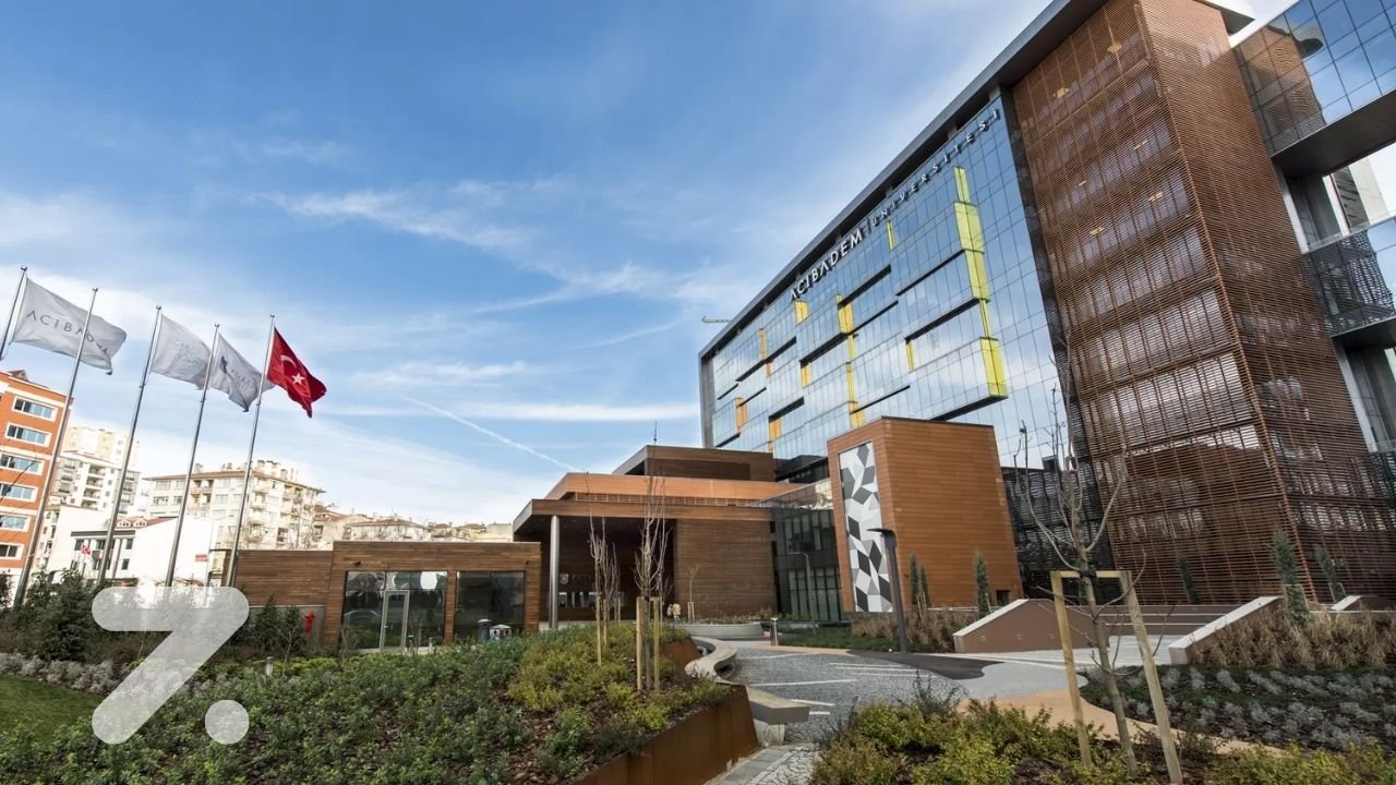 جامعة اجي بادم